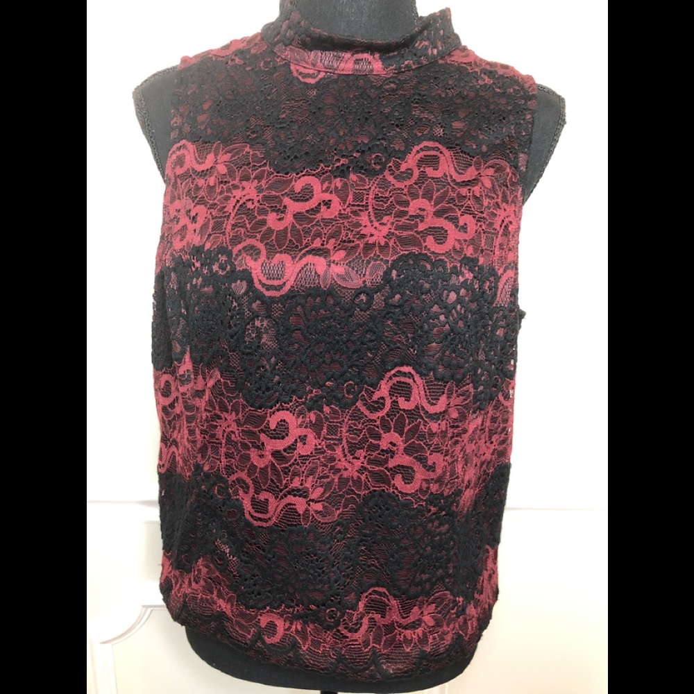 Kensie mock neck lace crop top, exposed zip back